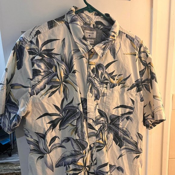 Quicksilver Aloha Shirt - Picture 1 of 2